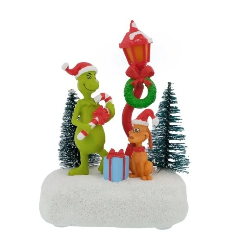 Dr. Seuss Grinch and Max Illuminated Lamppost Christmas Decoration New‎